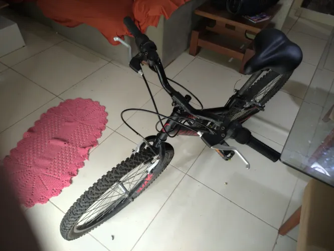 Bicicleta Caloi aro 24 usada (boas condições)