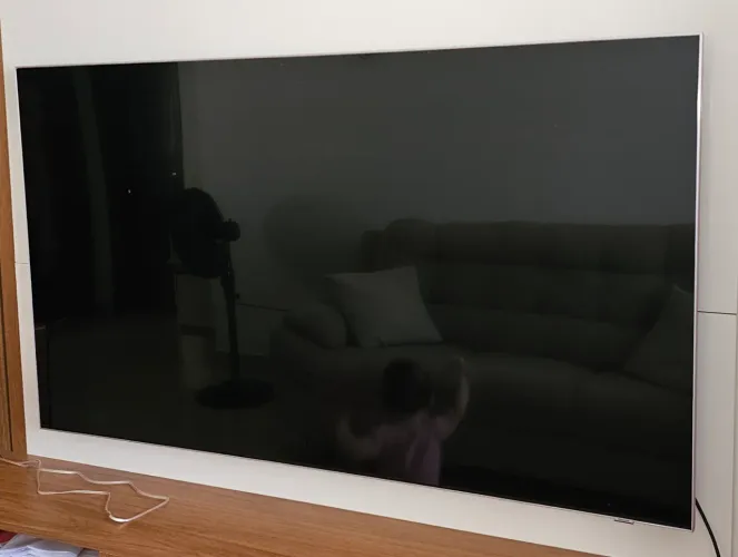 Tv Samsung QN85B 55 (tela piscando vez ou outra)