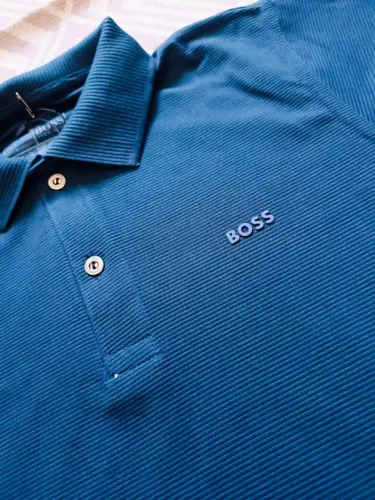 Camisas Polo Peruana Canelada, Padrão Original  Cores e Marcas Sortidas Tamanhos: M e G 
