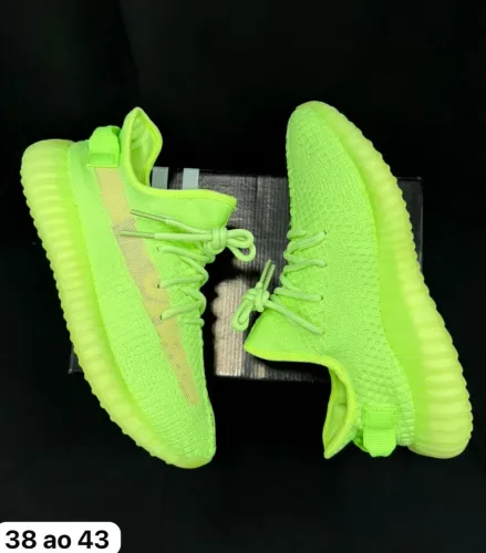 Tênis Adidas Yeezy Bost 350 