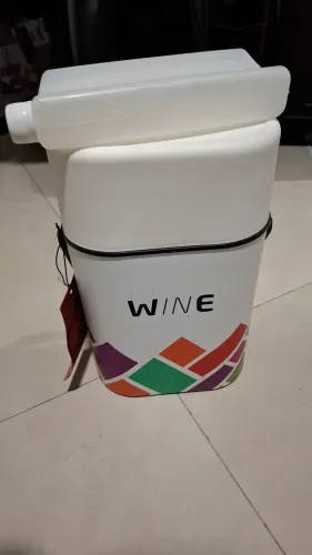 Cooler de Vinho Portátil para Acampamentos