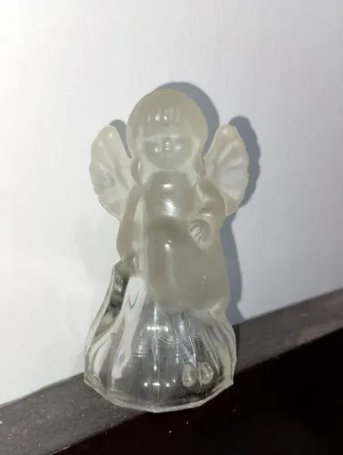 Anjinho de vidro 