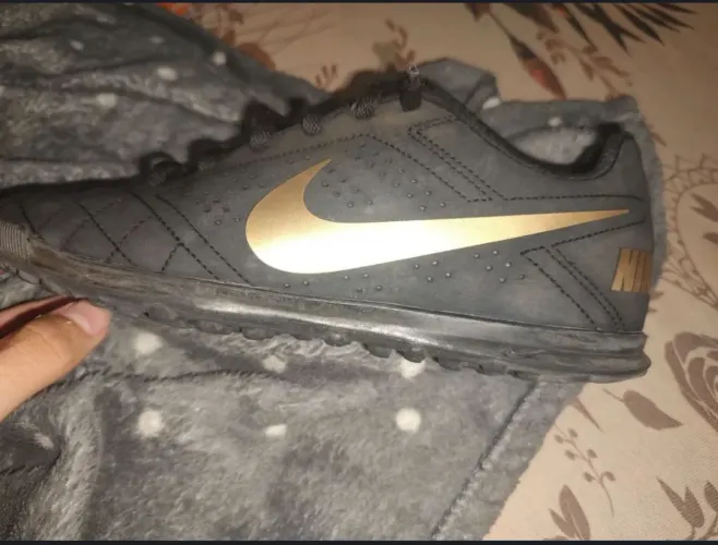 Chuteira Nike society original 