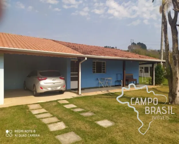 LINDA CHÁCARA 10.000M² EM TAUBATÉ COM 3 CASAS, NO ASFALTO!