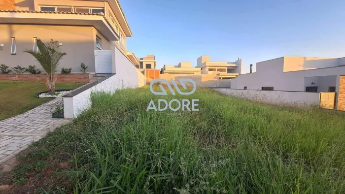 Terreno à venda no Condomínio Portal dos Bandeirantes - Salto/SP
