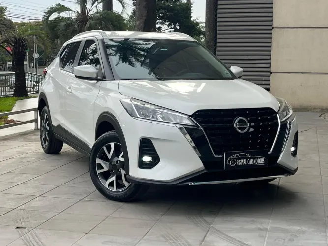 Nissan kicks 2022 senseXTRONIC
