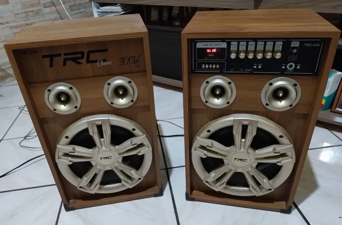 Caixa de Som TRC 439 Amplificada