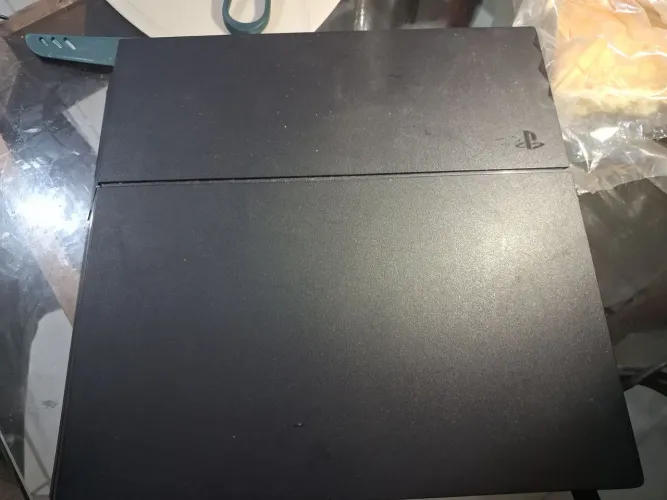 PS4 Fat 500?GB + 2 Controles + FIFA 19 e GTA?5 - Ótimo Estado!