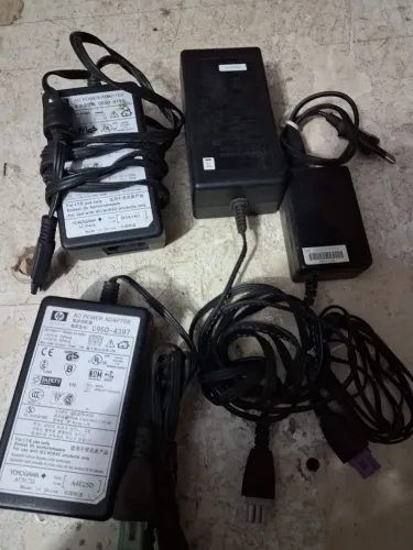 Adaptadores de Energia para PC carregando para impressora valor unitário