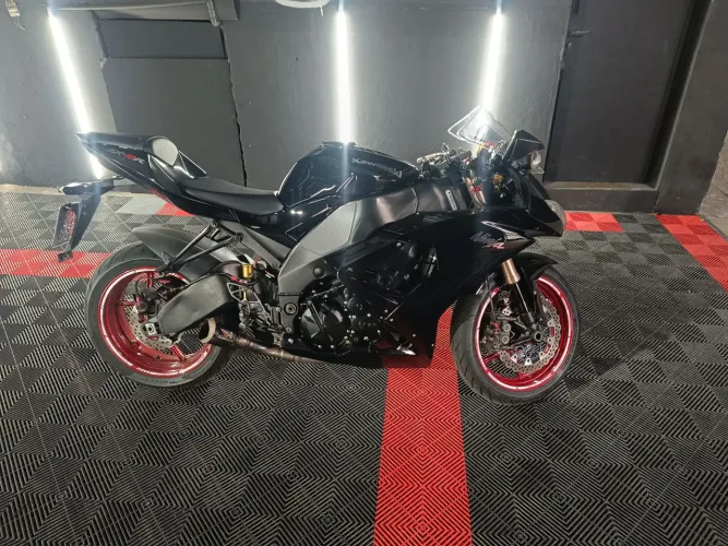 Kawasaki ninja zx10r 