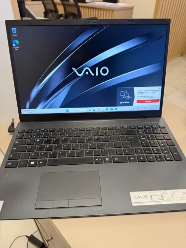 [ジャンク]Sony VAIO Core i7-7700HQ Notebook Sony Vaio Série Z c/ Intel Core i7 - 6GB SSD 128GB LED 13