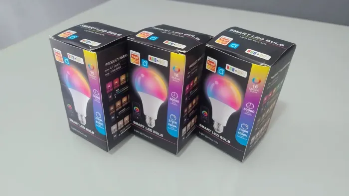 Kit 3 Lâmpadas LED Inteligente RGB Bluetooth