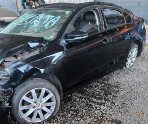 SUCATA Jetta 2.0 2014 Aspirado RETIRADA DE PEÇAS
