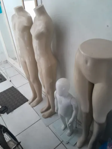 Manequins de loja - Diversos tamanhos