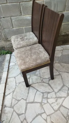 Mesa e cadeiras doação 240,00