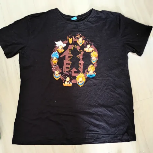 Camiseta manga curta Goku Dragon Ball