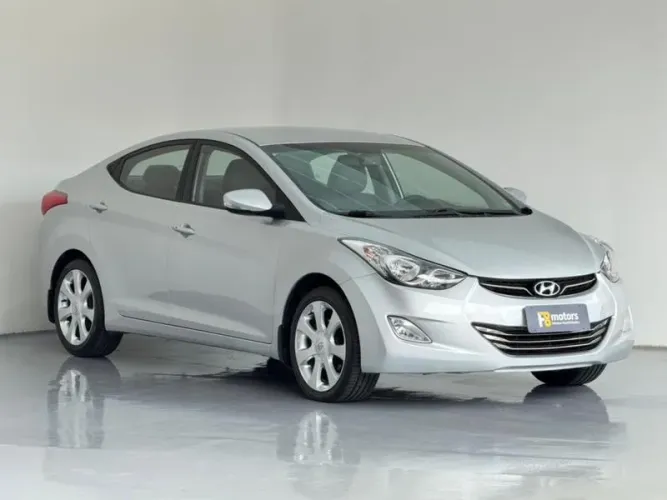 Hyundai Elantra GLS 1.8 16V Aut. 2012