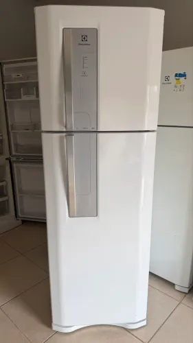 Geladeira Eletrolux Duplex Fros Fre semi nova 110v