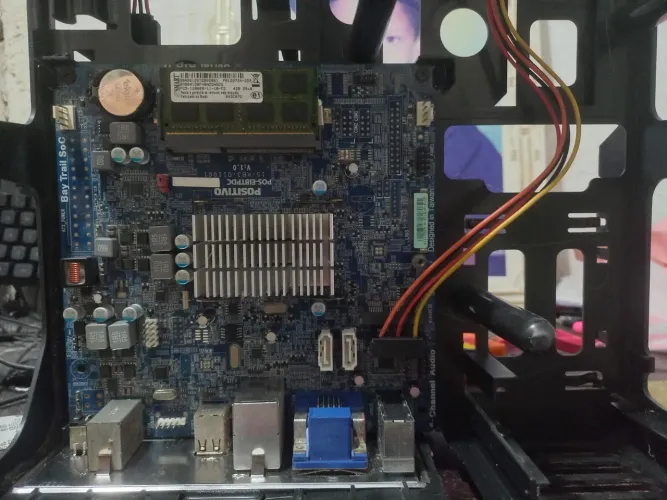 PC Positivo - intel celeron 