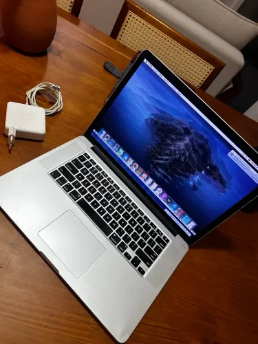 Mackbook Pro - Retina 15 polegadas 