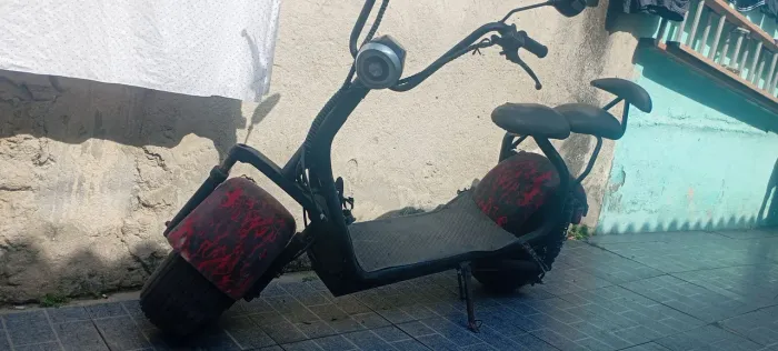 Vendo barato, precisa pôr bateria.