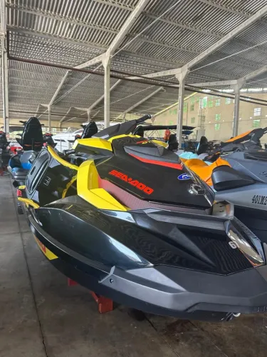 Jet ski SEADOO GTR 215 