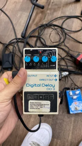PEDAL BOSS DD3 DIGITAL DELAY