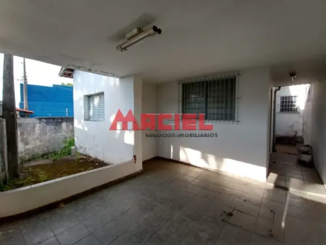 CASA NA VILA MARIA EM FRENTE ESCOLA MUNICIPAL ELZA FERREIRA, IGREJA NOSSA SENHORA DAS GRAÇ