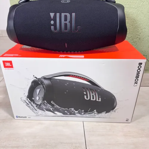Jbl boombox 3/ nota fiscal/ na caixa/ com plásticos ainda