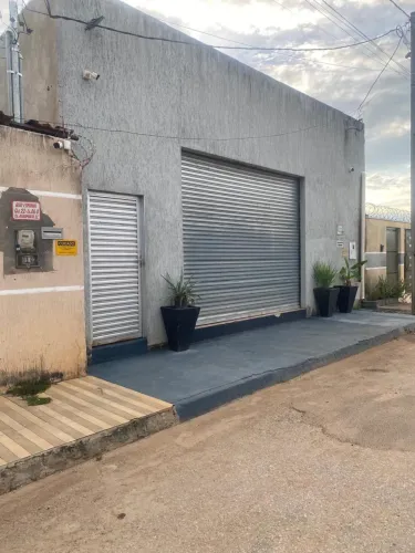 Alugo galpão Uruacu Goiás 