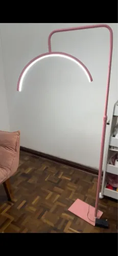 Vendo Luminária meia lua Rosa