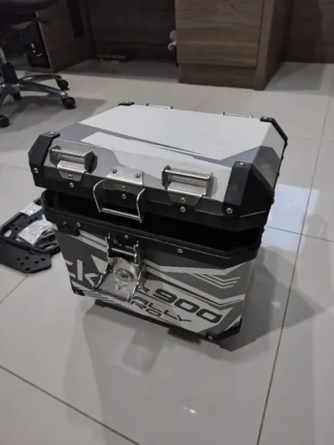 Top case em alumínio 36 litros para motos