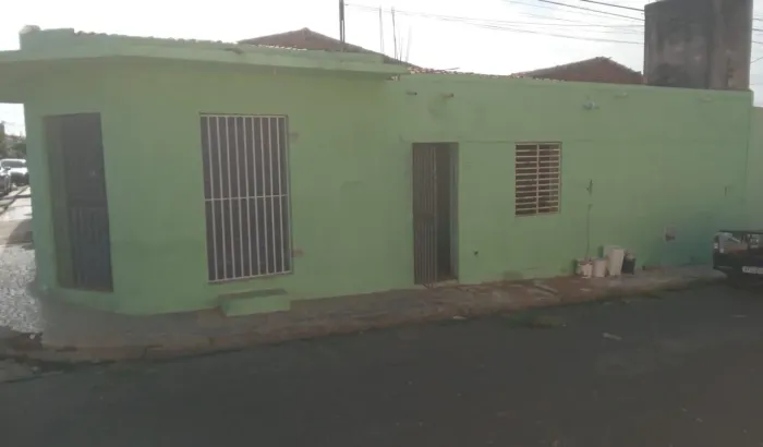 PONTO COMERCIAL COM CASA - ÓTIMA OPORTUNIDADE!
