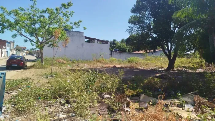 Vendo Terreno em Parnamirim 30x30 90mil