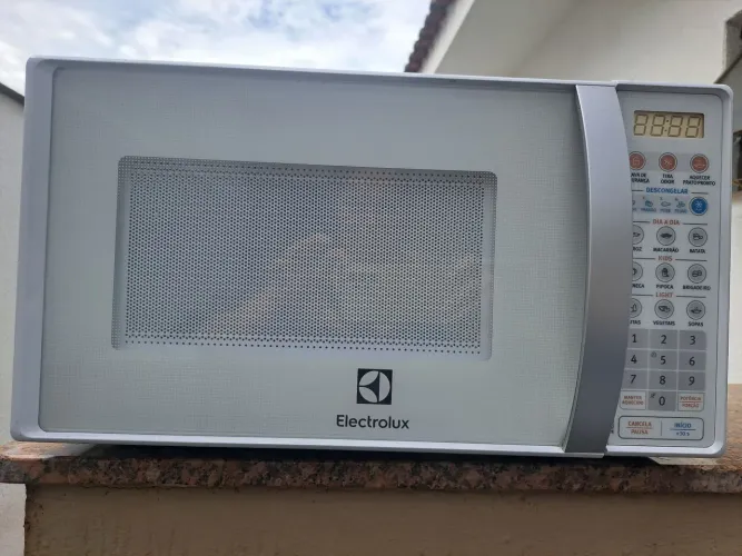 Microondas Electrolux  20 litros + entrega gratis em Sorocaba.