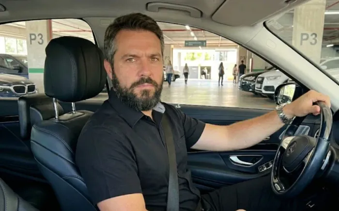 Motorista executivo/ bi lingue 