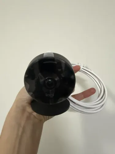 Câmera de Segurança Logitech Circle View HomeKit (Apple) - Usada