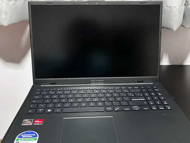 Notebook ASUS VivoBook Go 15