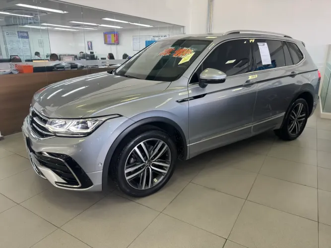 Volkswagen Tiguan Allspac R-line 300 TSI 2.0 2025