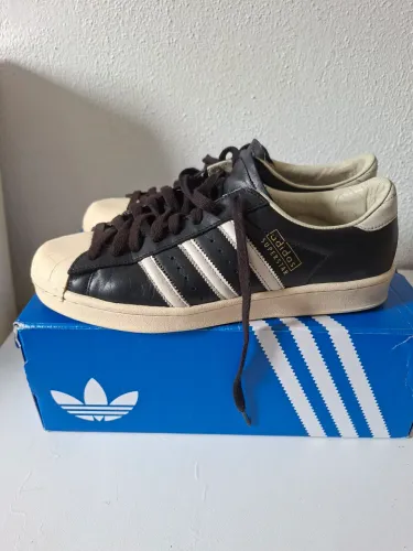 Tênis Adidas superstar vintage