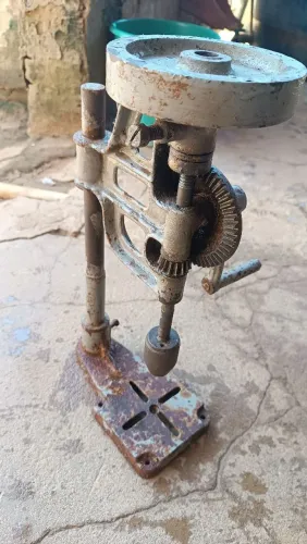 Furadeira de Bancada do meu avô (Item Raro)