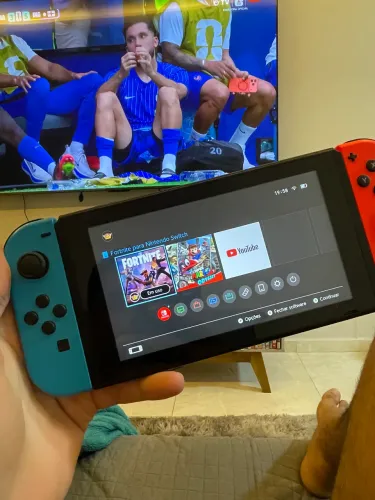 Nintendo Swift com jogo e cartão de memória 128Gb