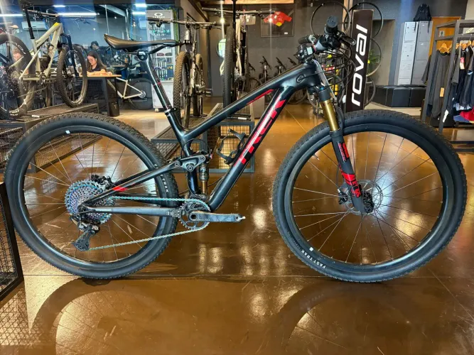 TREK Top Fuel FULL Toda em Carbono.