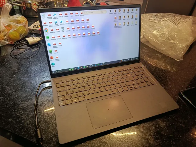 Notebook Dell Inspiron core i3 com caixa
