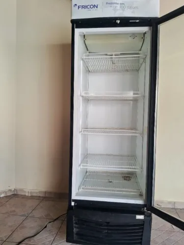 Expositor Fricon 565L 220V