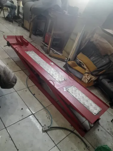 RAMPA PARA MOTO PNEUMATICA ELEVADOR PNEUMATICO