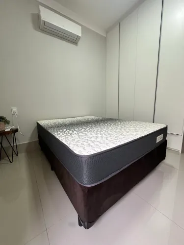 Cama casal box - semi nova 