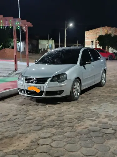 Volkswagen Polo Sed. Comfort. 1.6 MI Tot. Flex 8V 2007