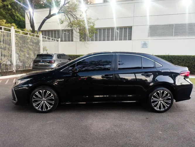 Toyota Corolla Altis Prem. Hybrid 1.8 Flex AUT 2021