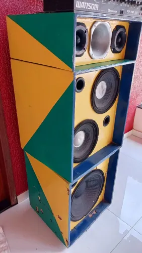 Vendo um som montado 
